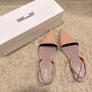 Brand New Diane Avon Furstenberg Koko Pink Sandle